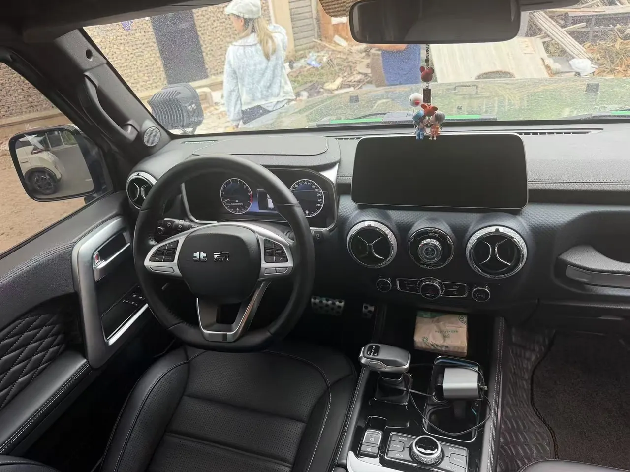 Beijing 2020 BJ40 2.0T 4-wheel drive tribute version chivalrous automatic gear 8