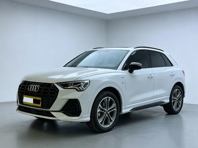 Audi 2023 Q3 1.4TFSI 35TFSI Fashion Dynamic Automatic - View 1
