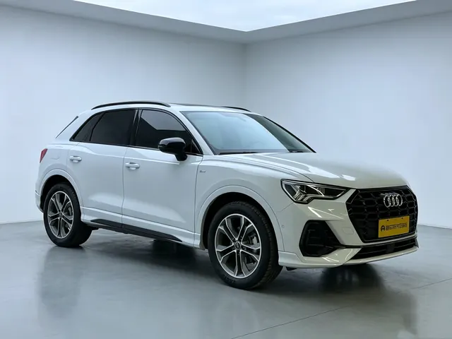 Audi 2023 Q3 1.4TFSI 35TFSI Fashion Dynamic Automatic 3