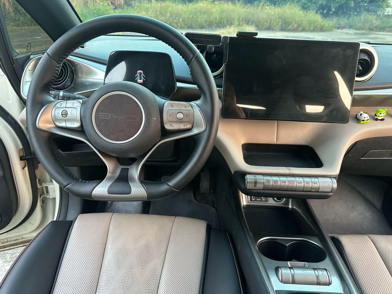 BYD 2023 Dolphin 420km Fashion Edition Automatic 10