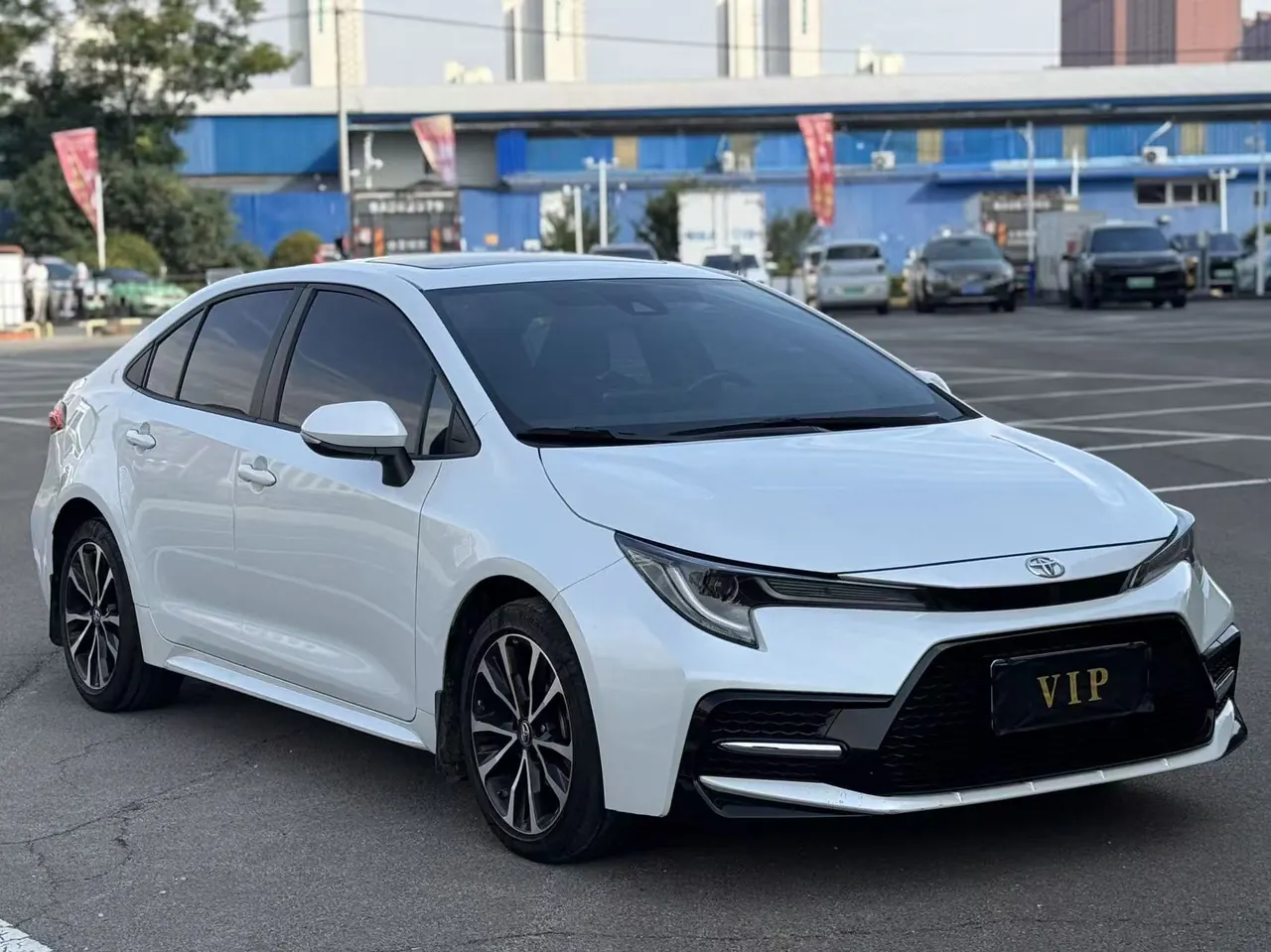 Toyota 2022 Lei Ling 1.2T Stepless 185T Sports Edition Automatic Gear 3