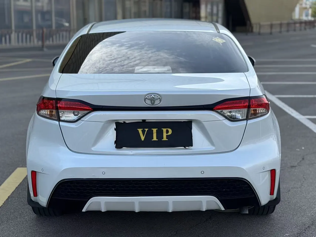 Toyota 2022 Lei Ling 1.2T Stepless 185T Sports Edition Automatic Gear 5