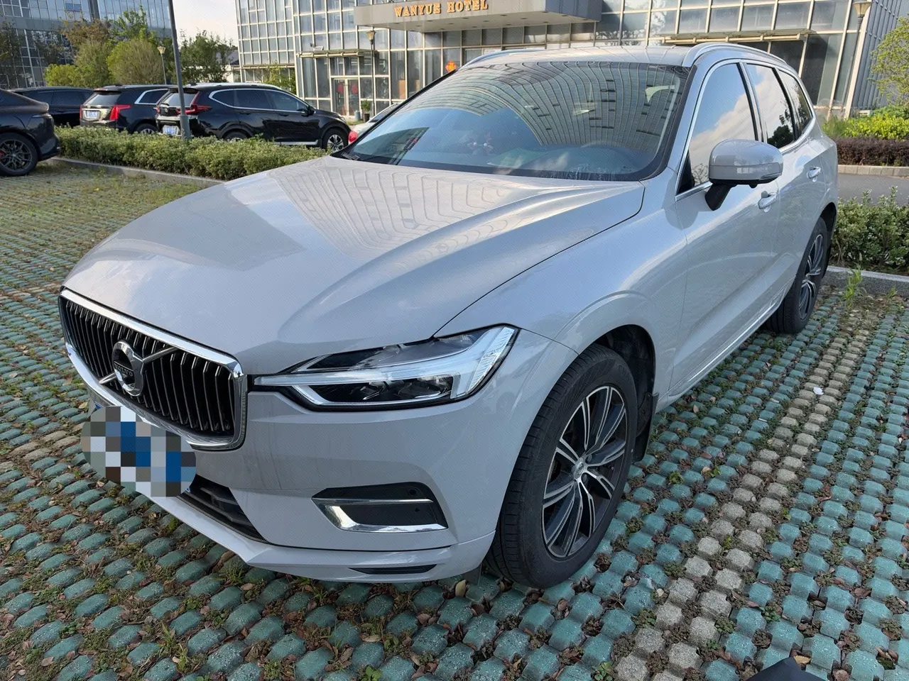 Volvo 2020 XC60 2.0T T5 4-wheel drive Zhiyuan Deluxe Edition Automatic Gear - View 1