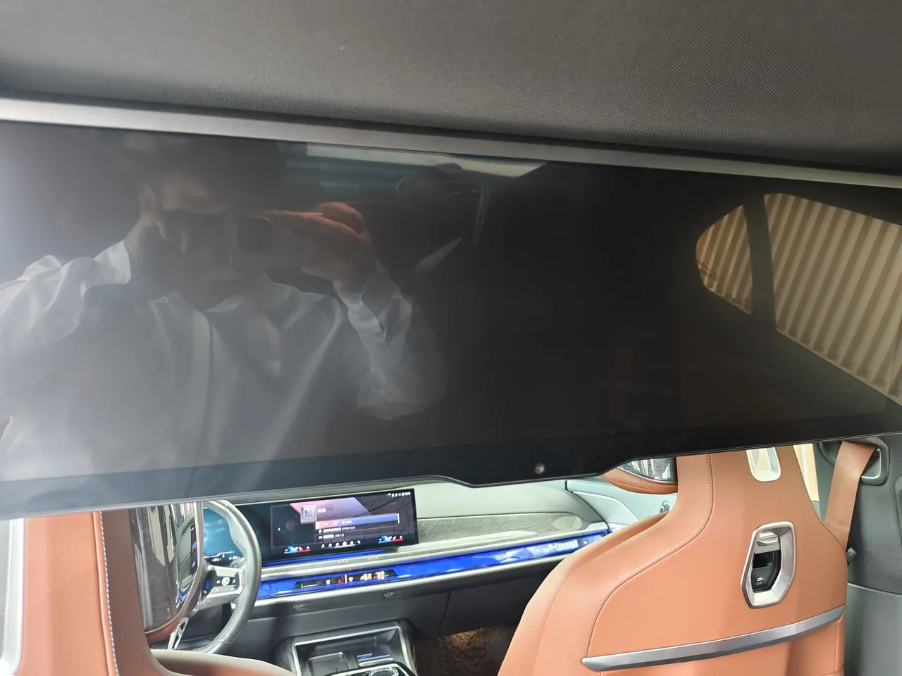 BMW i7 (Imported) 2023 i7 eDrive50L Enjoy M Sports Suit Automatic Gear 9