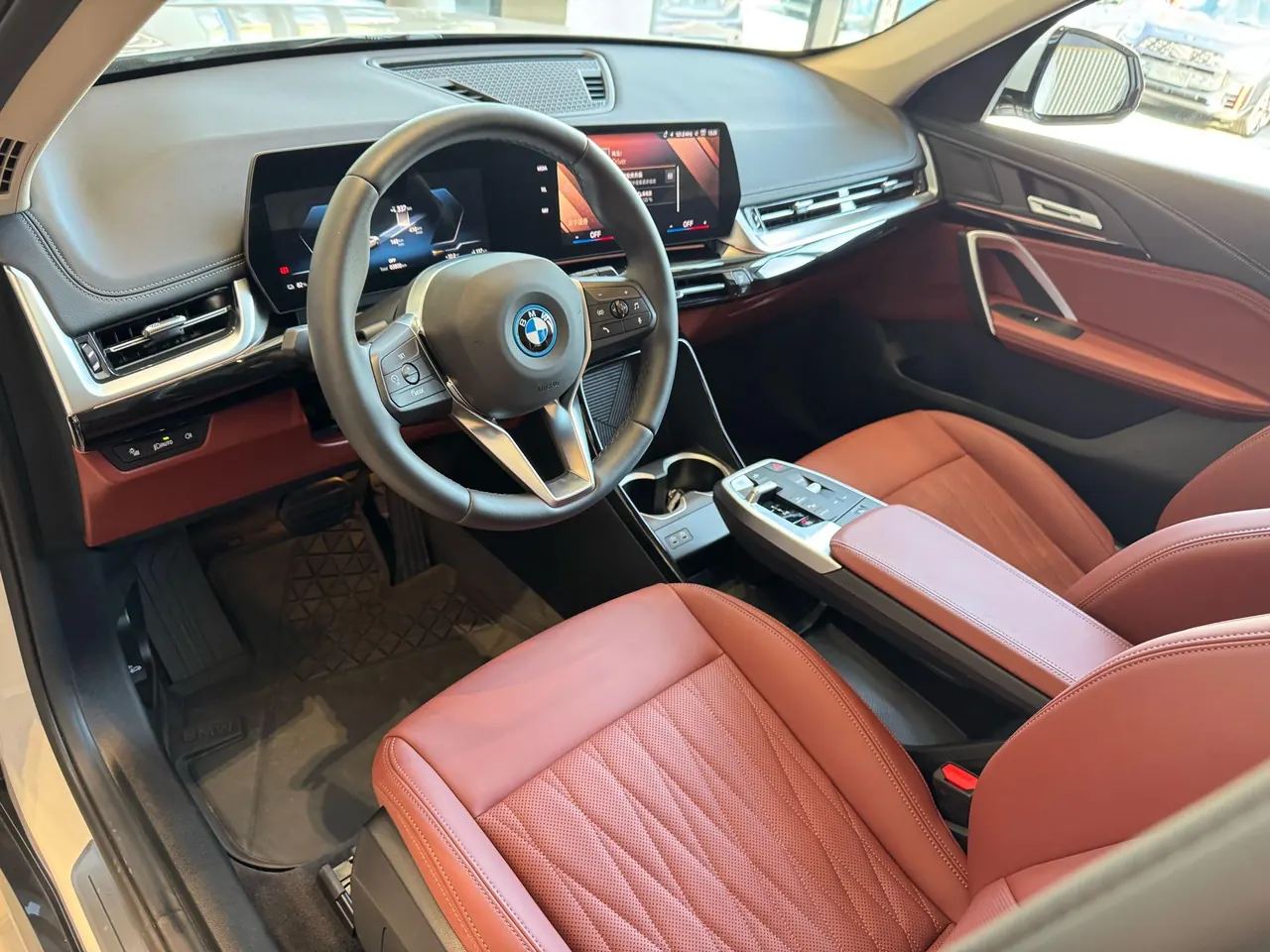 BMW 2025 iX1 eDrive25L eDrive25L X design set automatic gear 8