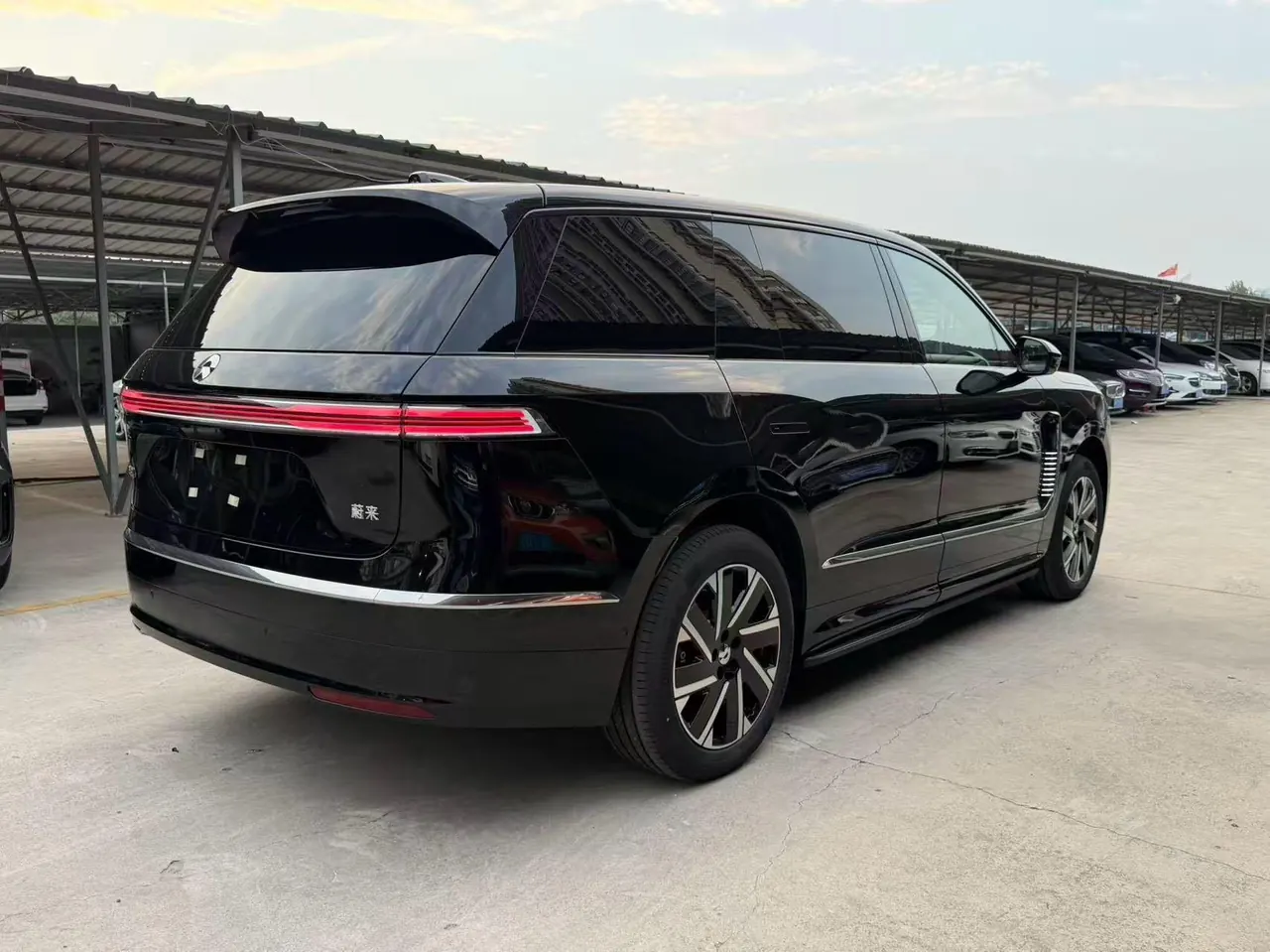 NIO 2026 ES 9 102kWh Executive Island Deluxe Automatic Gear 9