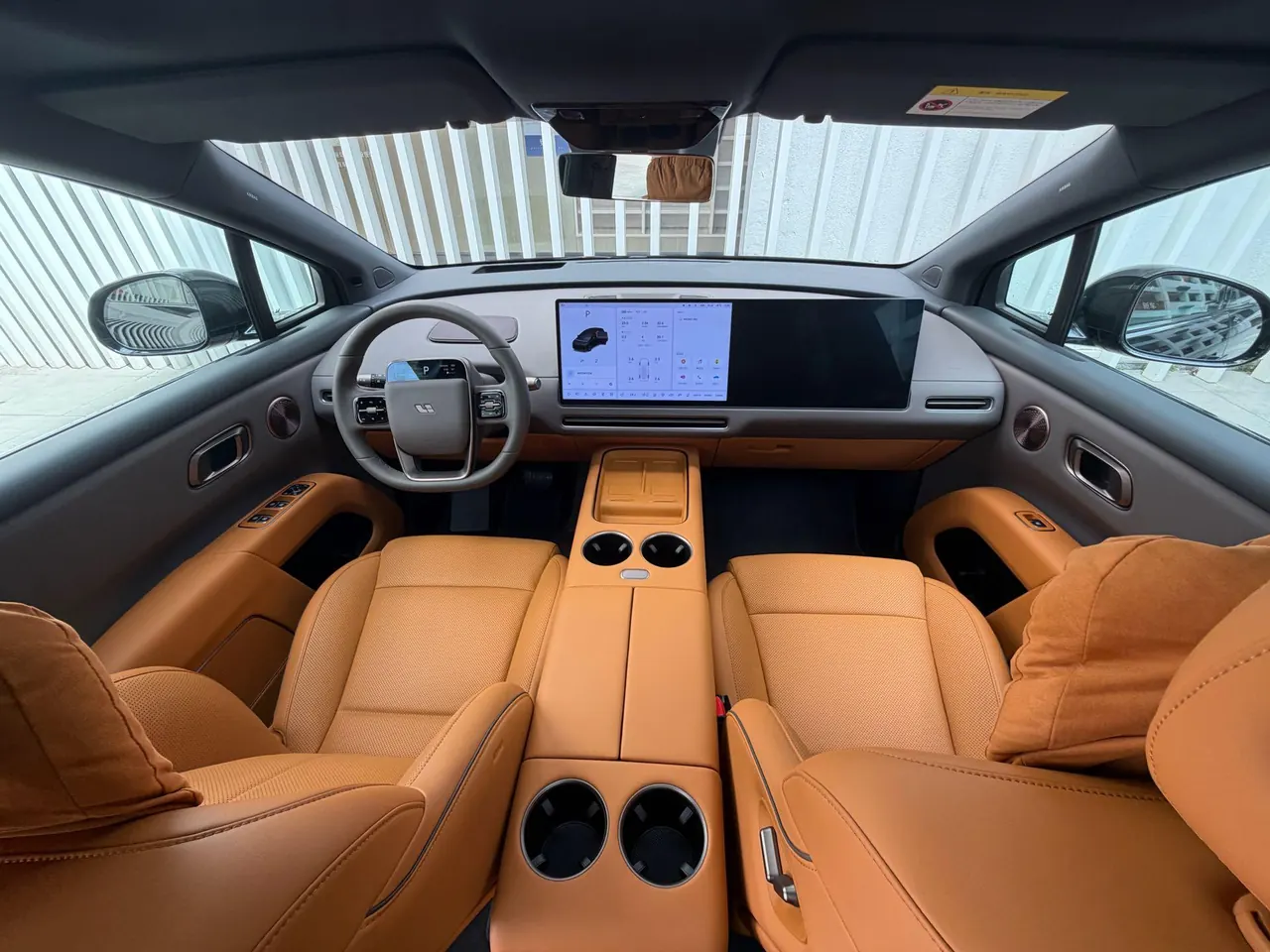 Li 2025 i8 Standard Edition Automatic Gear 6