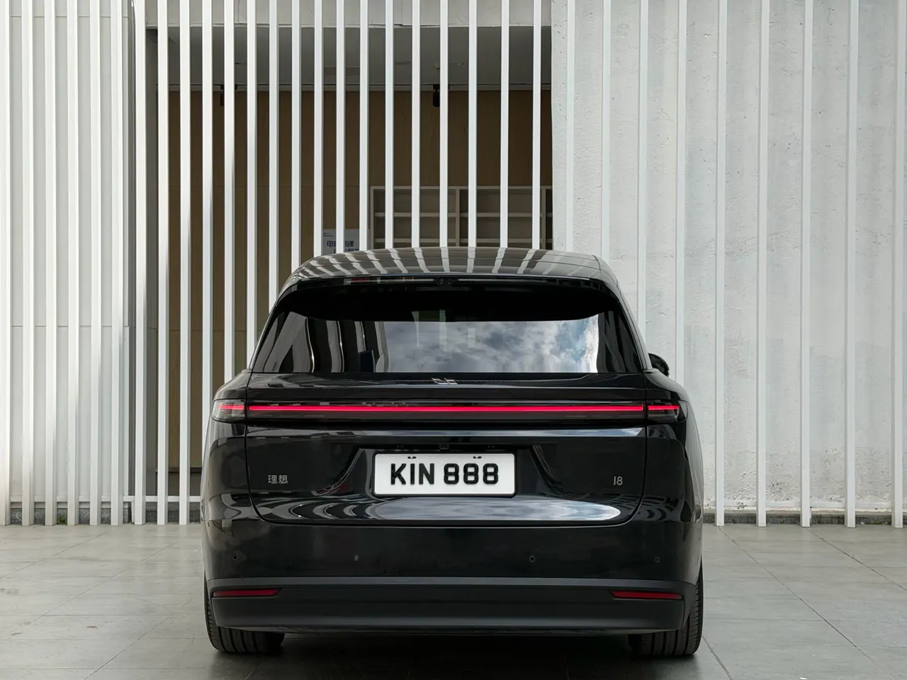 Li 2025 i8 Standard Edition Automatic Gear 8