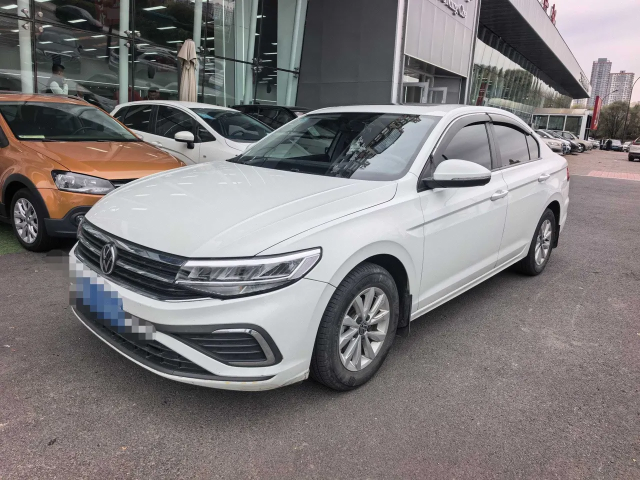 Volkswagen 2023 Bora 1.5 Smooth Limited Edition Automatic - View 1