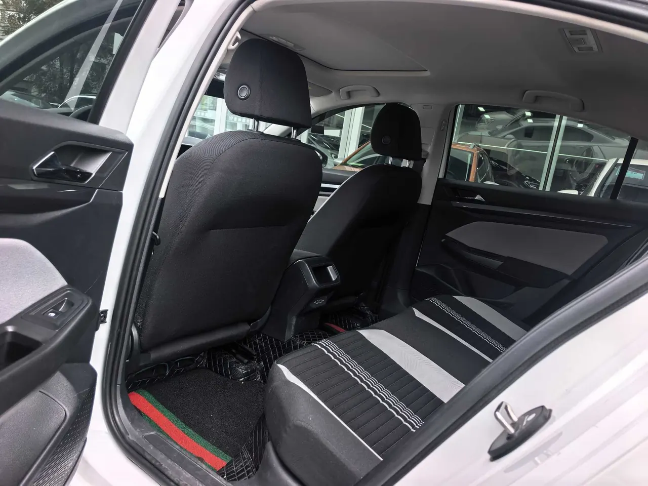 Volkswagen 2023 Bora 1.5 Smooth Limited Edition Automatic 5