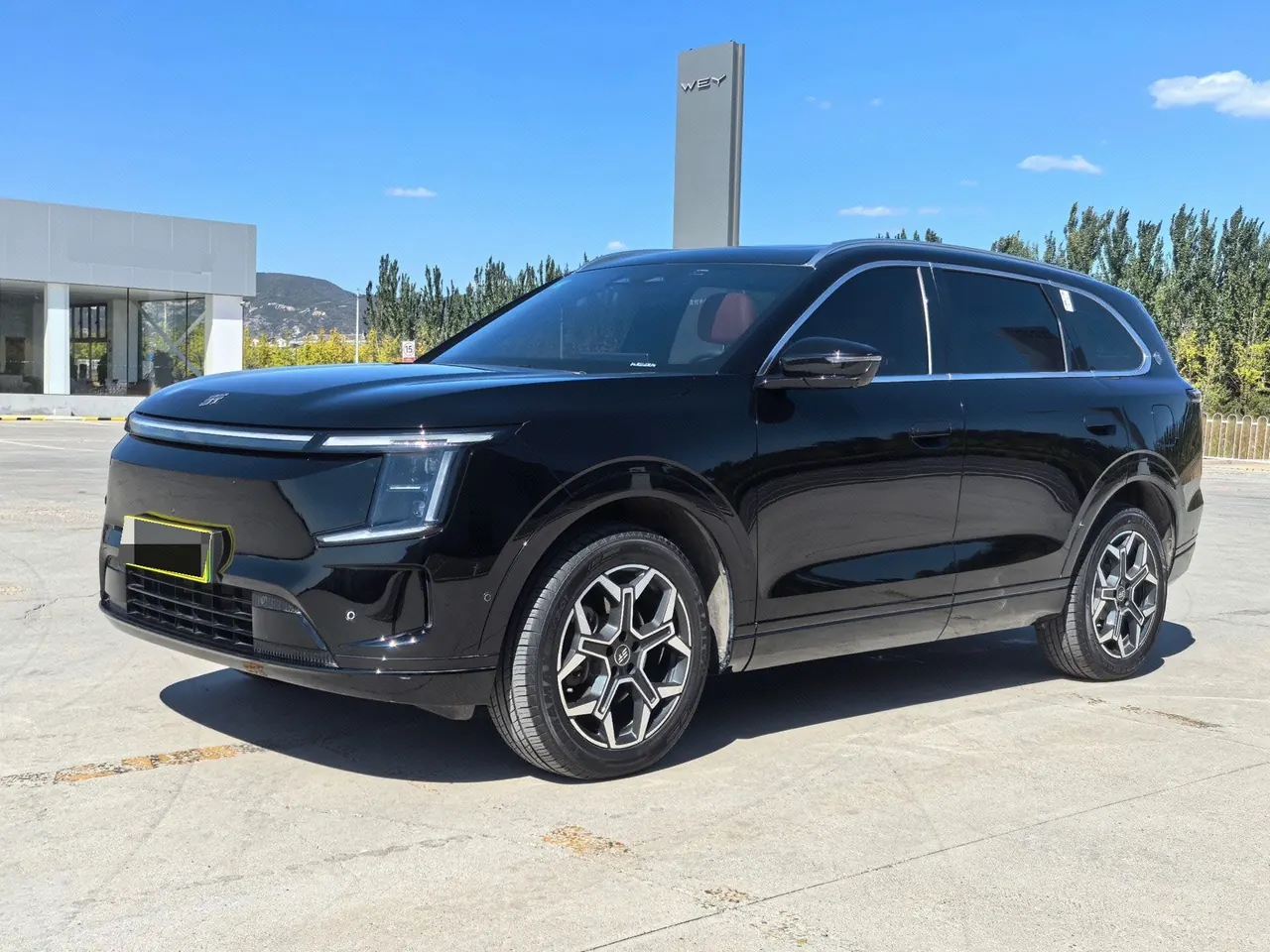 Jetour 2026 ShanHai L7 1.5T 130km Deluxe Edition 7-seat Automatic Gear - View 1