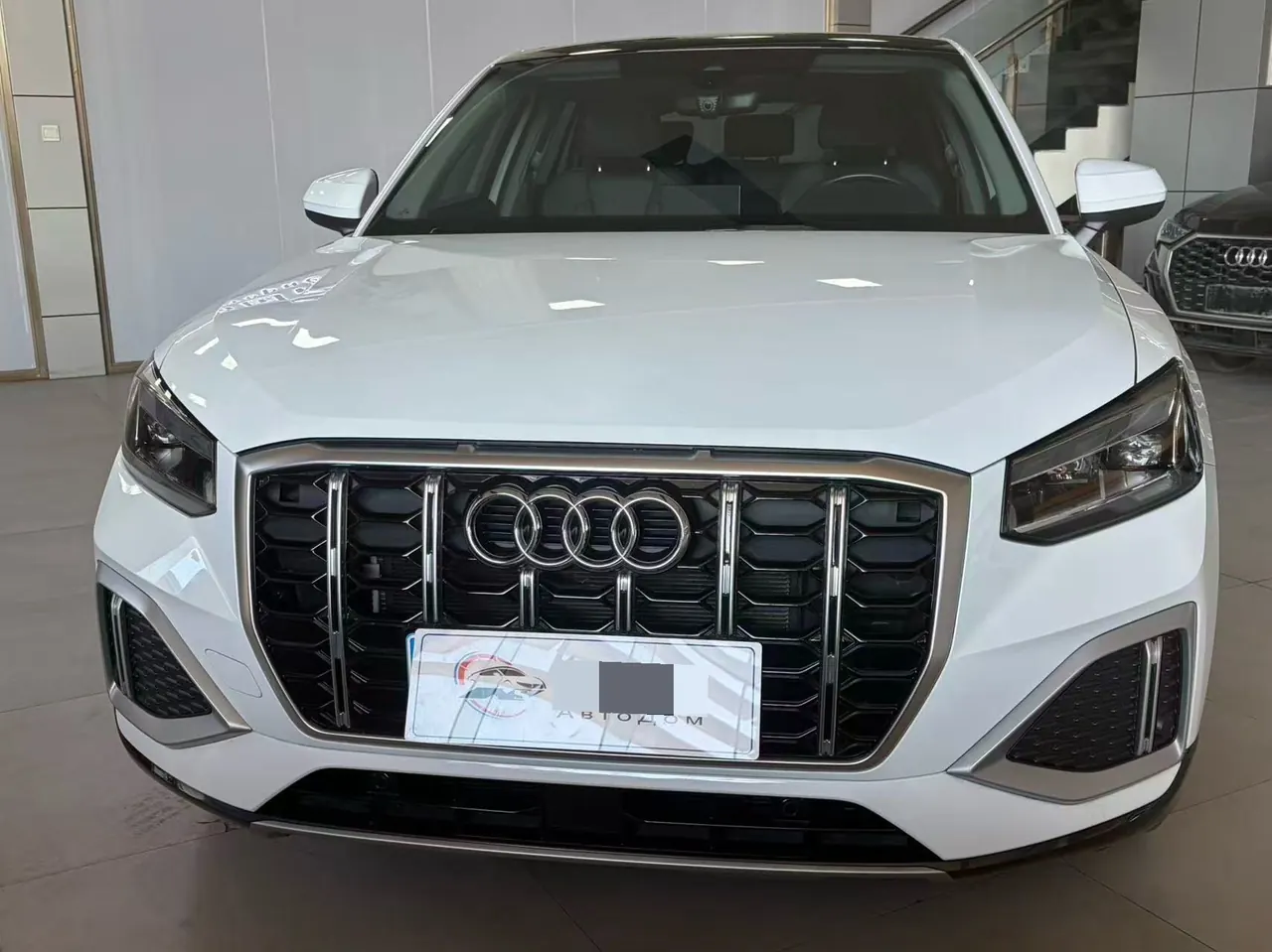 Audi 2023 Q2L 1.5TFSI 35TFSI Deluxe Elegant Automatic - View 1