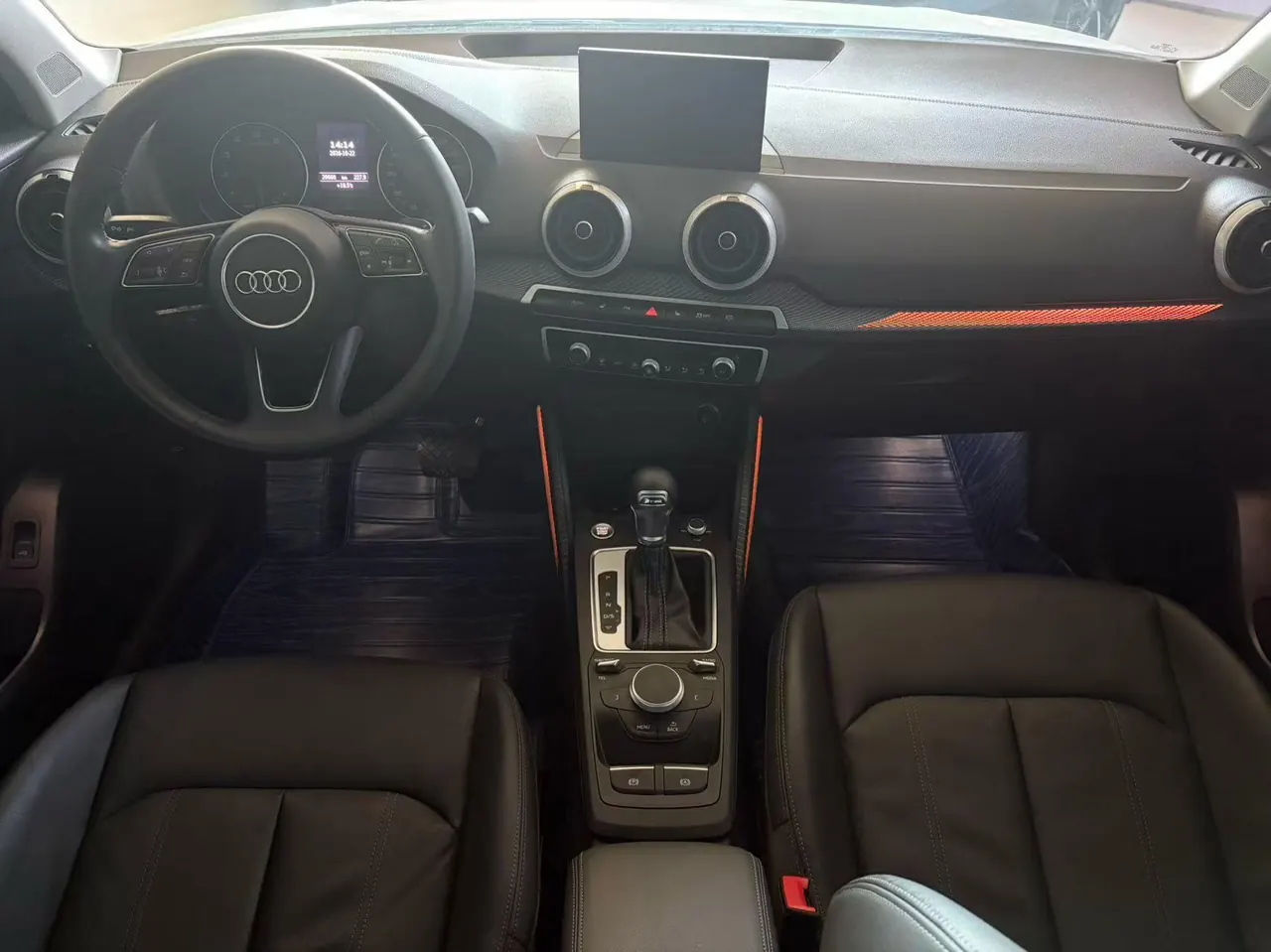 Audi 2023 Q2L 1.5TFSI 35TFSI Deluxe Elegant Automatic 8