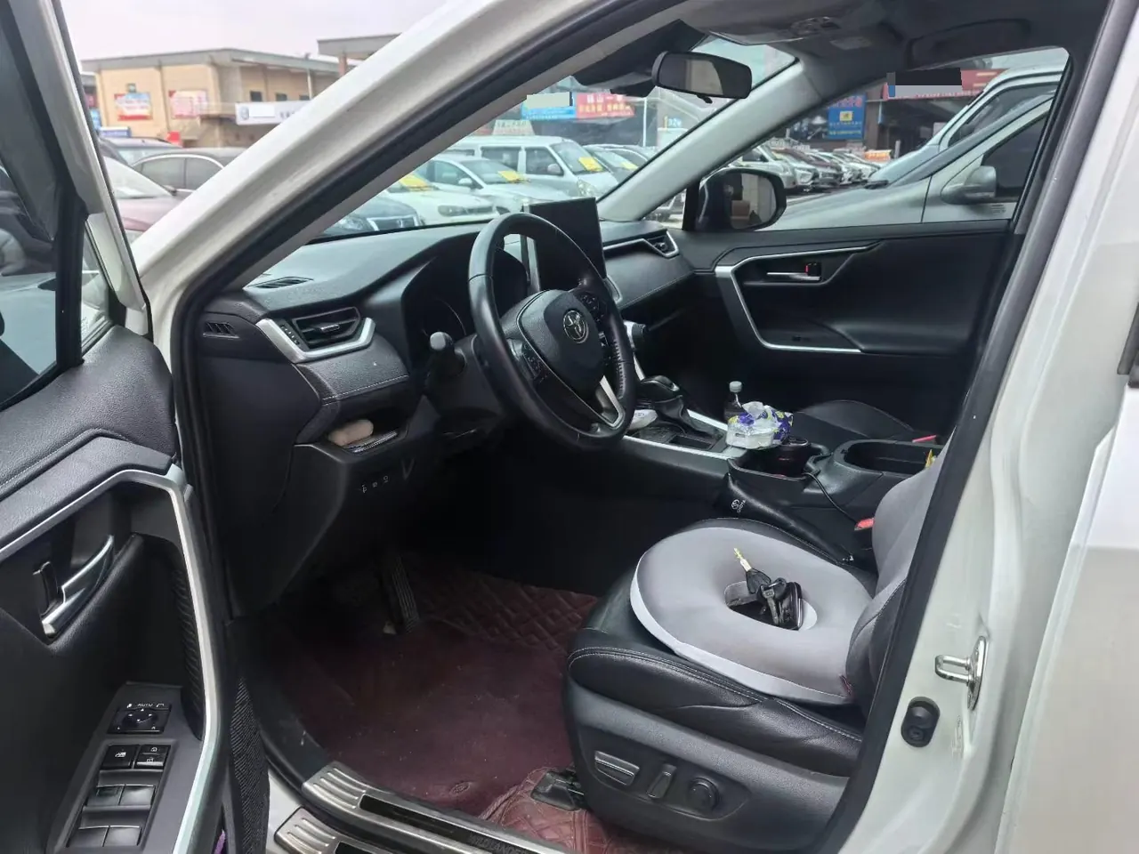 Toyota 2022 Willanda 2.0 Stepless Two-Drive Luxury PLUS Edition Automatic Gear 4