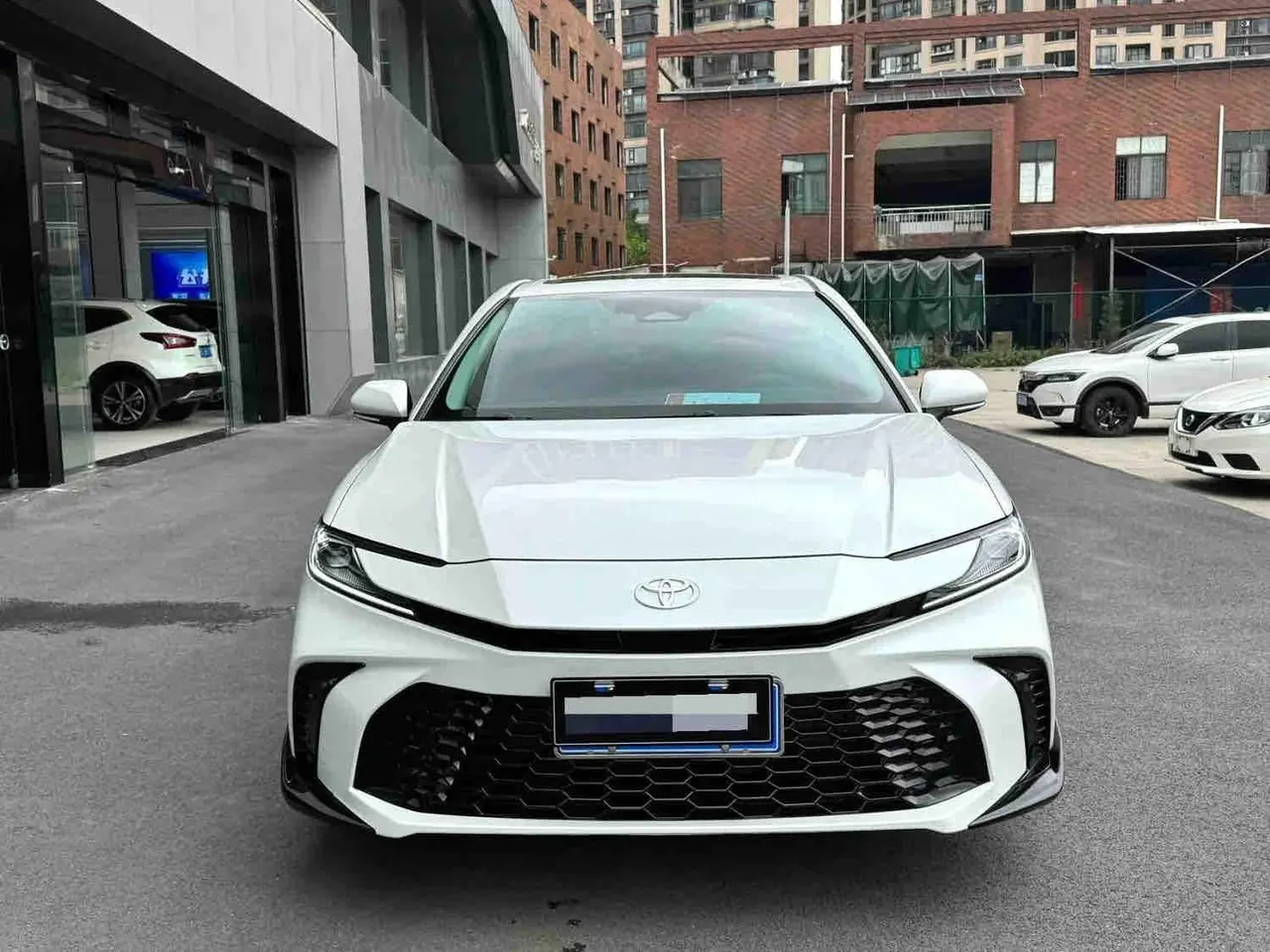 Toyota 2026 Camry Double Engine 2.0HSE Stepless Sports Lite Edition Automatic Gear 2