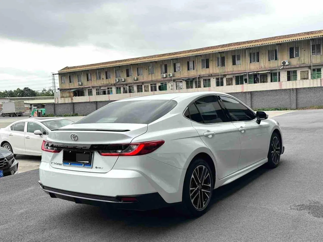 Toyota 2026 Camry Double Engine 2.0HSE Stepless Sports Lite Edition Automatic Gear 9