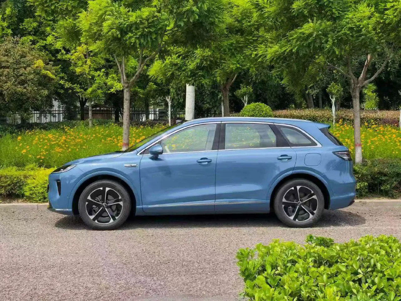 Shangjie 2025 H5 Range-Extended Max Automatic Transmission 3