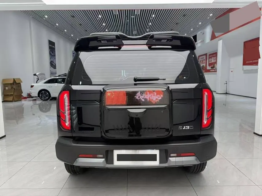 Beijing 2026 BJ30 1.5T Traveler Two-Drive Advanced Edition Automatic Gear 5