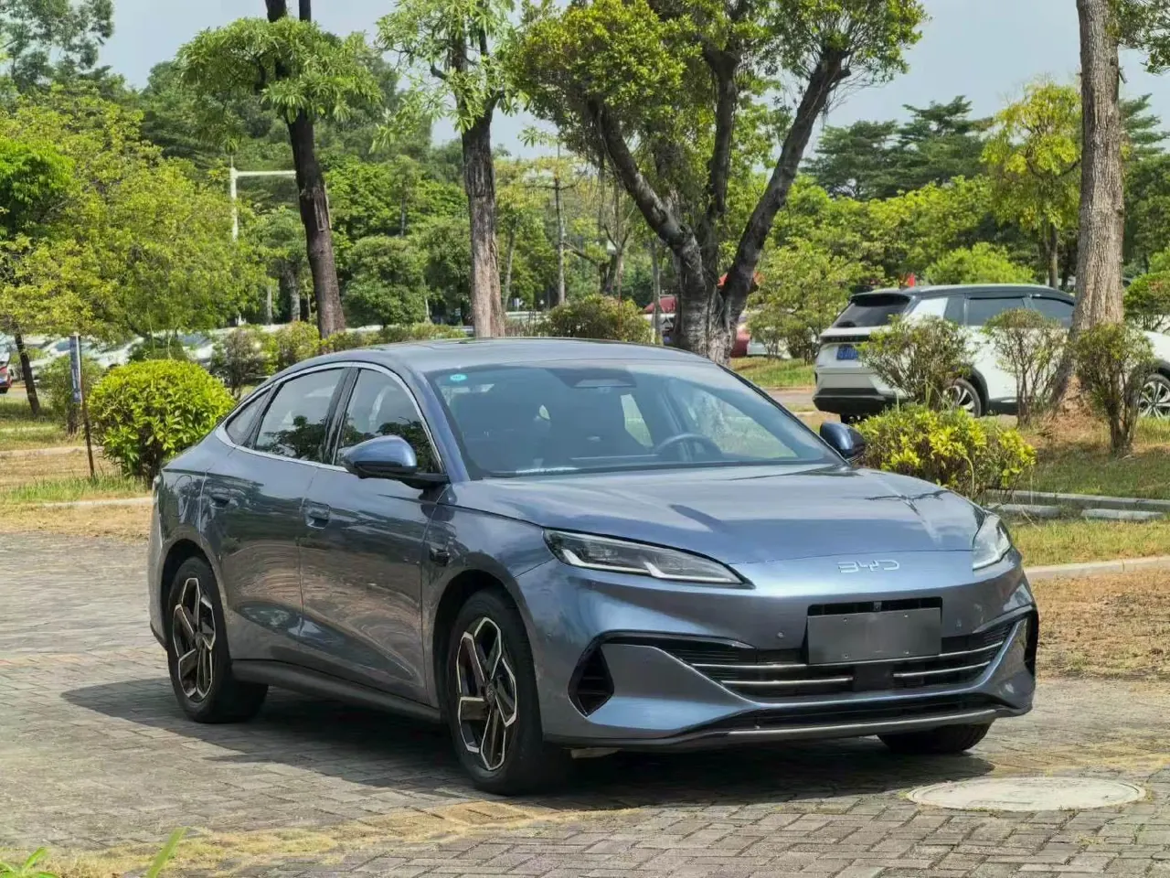 BYD 2025 seals 06 DM-i 1.5 stepless smart driving version 120KM flagship automatic gear 3