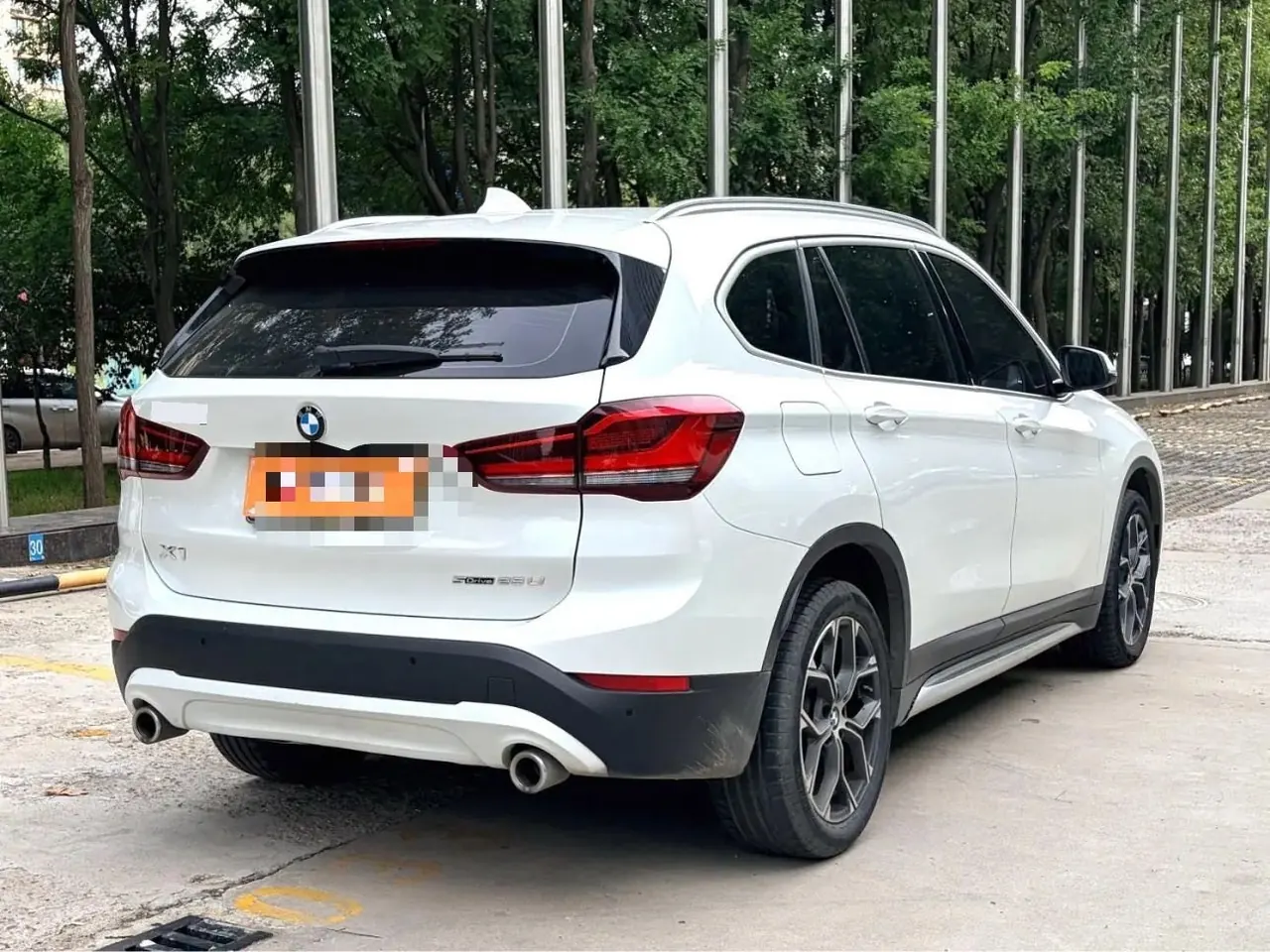 BMW 2022 X1 sDrive25Li 2.0T Leading Automatic Gear 6