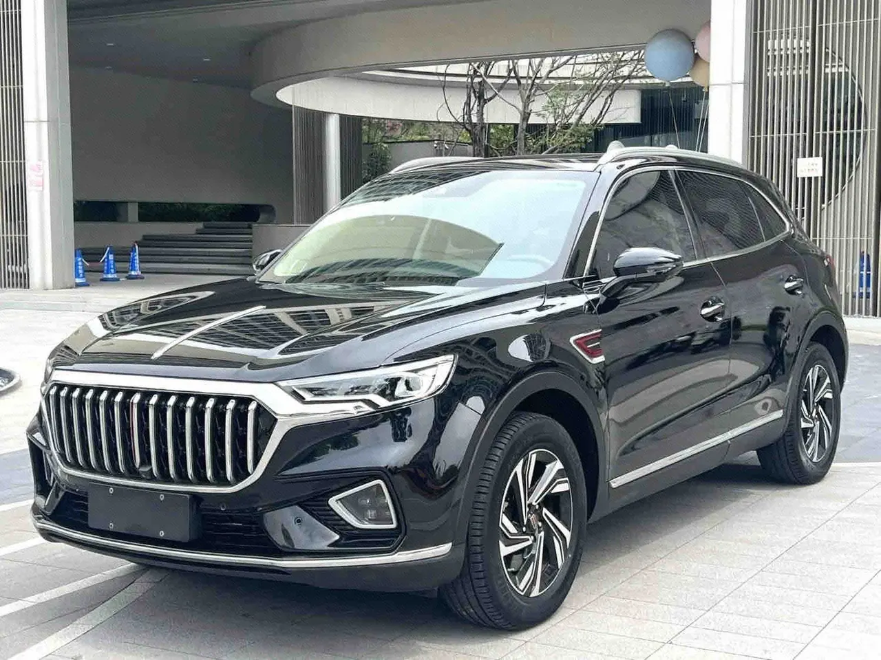 HongQi 2022 HS5 2.0T Zhilian Flag Edition (Revised) Automatic Gear - View 1