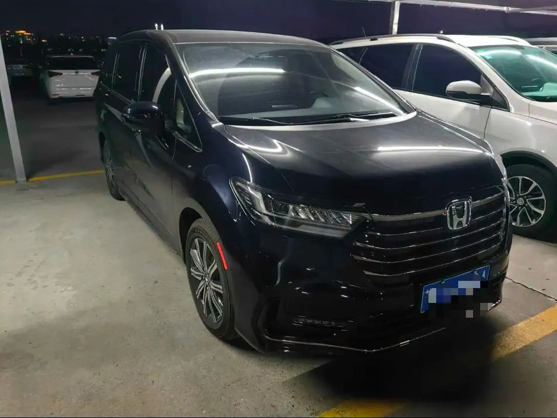 Honda 2026 Odyssey Hybrid 2.0 Stepless Sharp and Pleasant Edition Automatic Gear 2