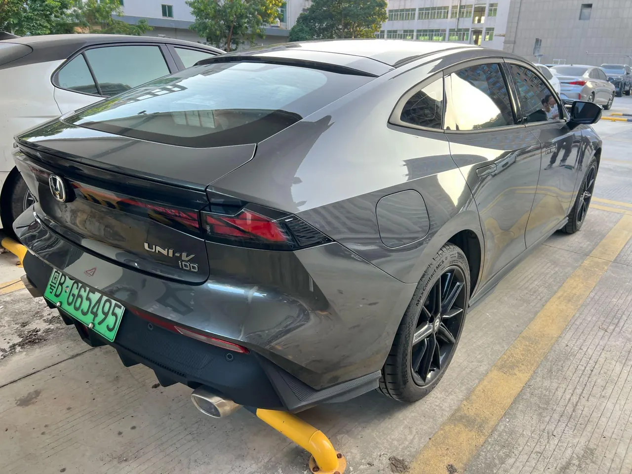 ChangAn 2023 UNI-V Smart Electric iDD 1.5T 113km Smart Auto 4