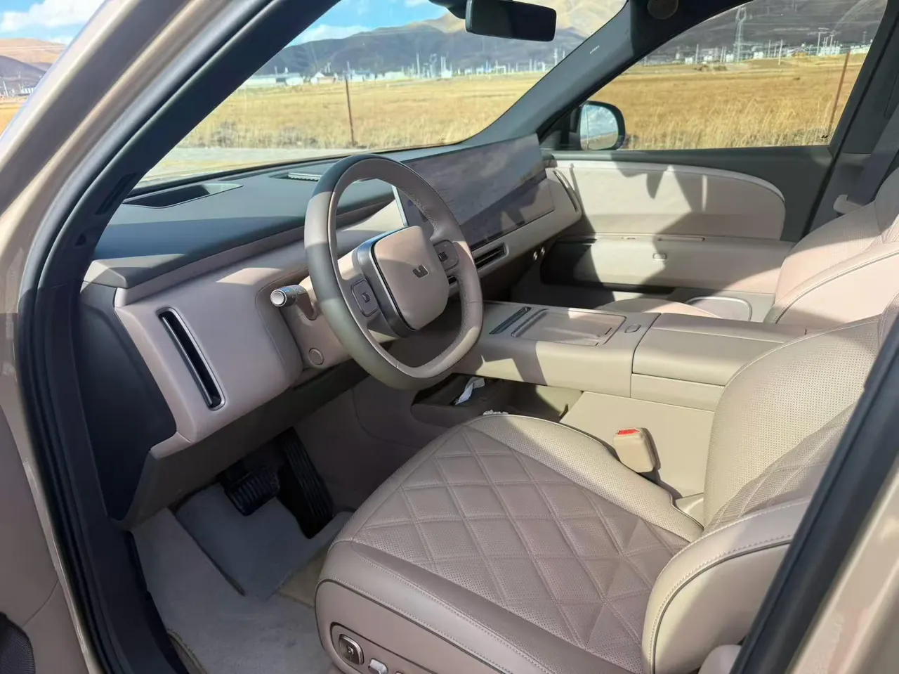 Li 2026 L9 Livis automatic gear 3