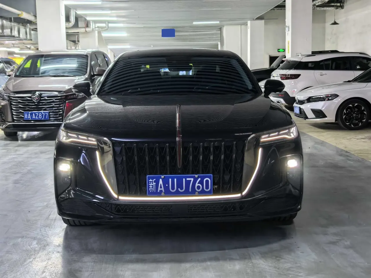HongQi 2025 H9 48V 2.0T Two-Drive Flag Enjoy Deluxe Business Edition 5-seat Automatic Gear 2