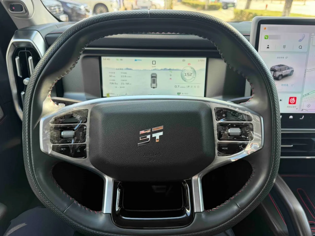 Jetour 2023 Traveler 2.0T Four-Wheel-Drive Cross-Country PRO Automatic 13