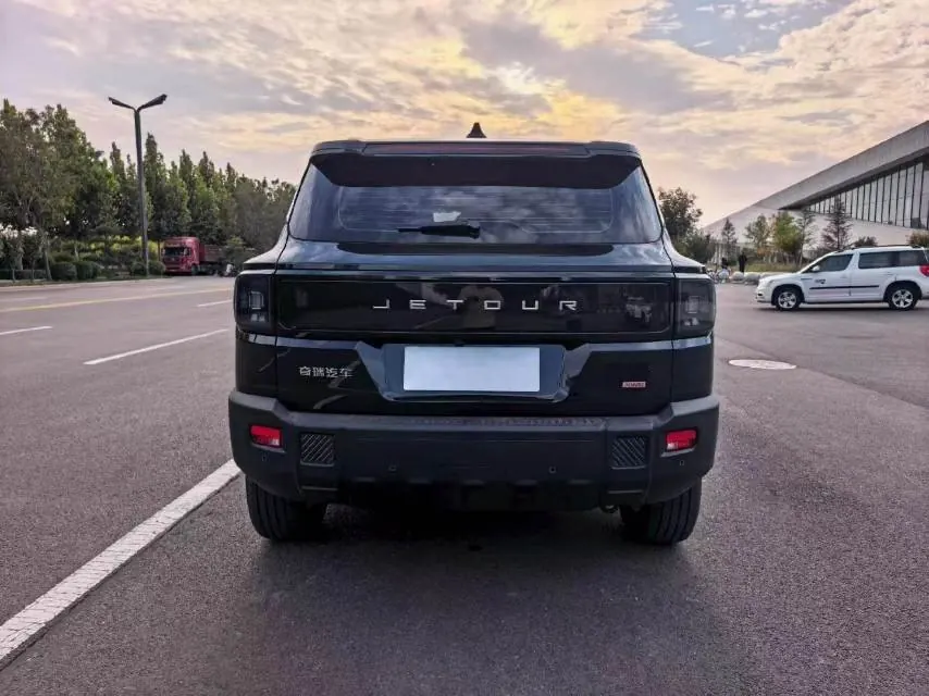Jetour 2025 Freeman 1.5TD Discovery Automatic 6