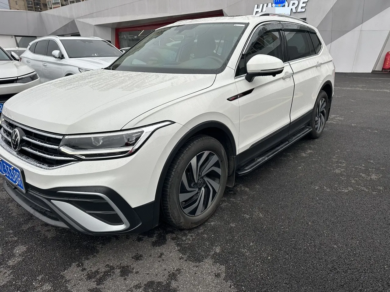 Volkswagen 2022 Tiguan L 2.0TSI 330TSI Two-Drive Smart Edition Automatic Gear - View 1