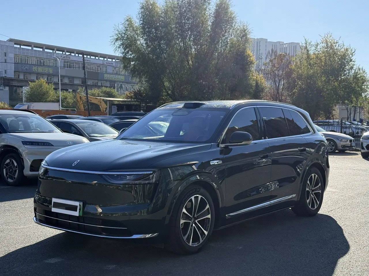 AITO 2026 AITO M7 extended range Ultra 4-wheel drive version 5 (192-line laser Radar) automatic gear - View 1