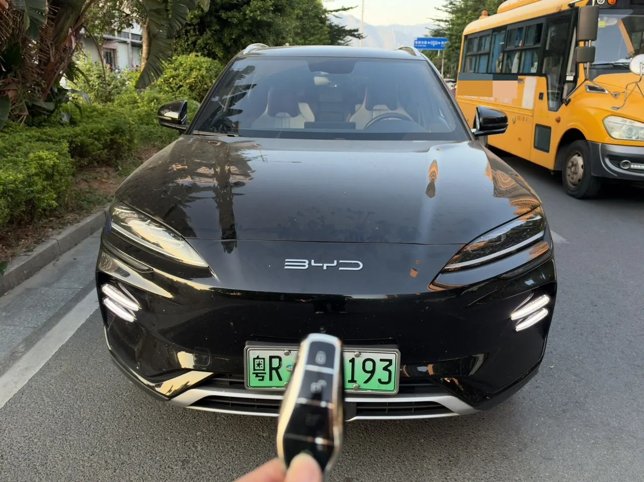 BYD Song PLUS New Energy 2023 Song PLUS EV Champion Edition 520KM Honorable Automatic Gear 2