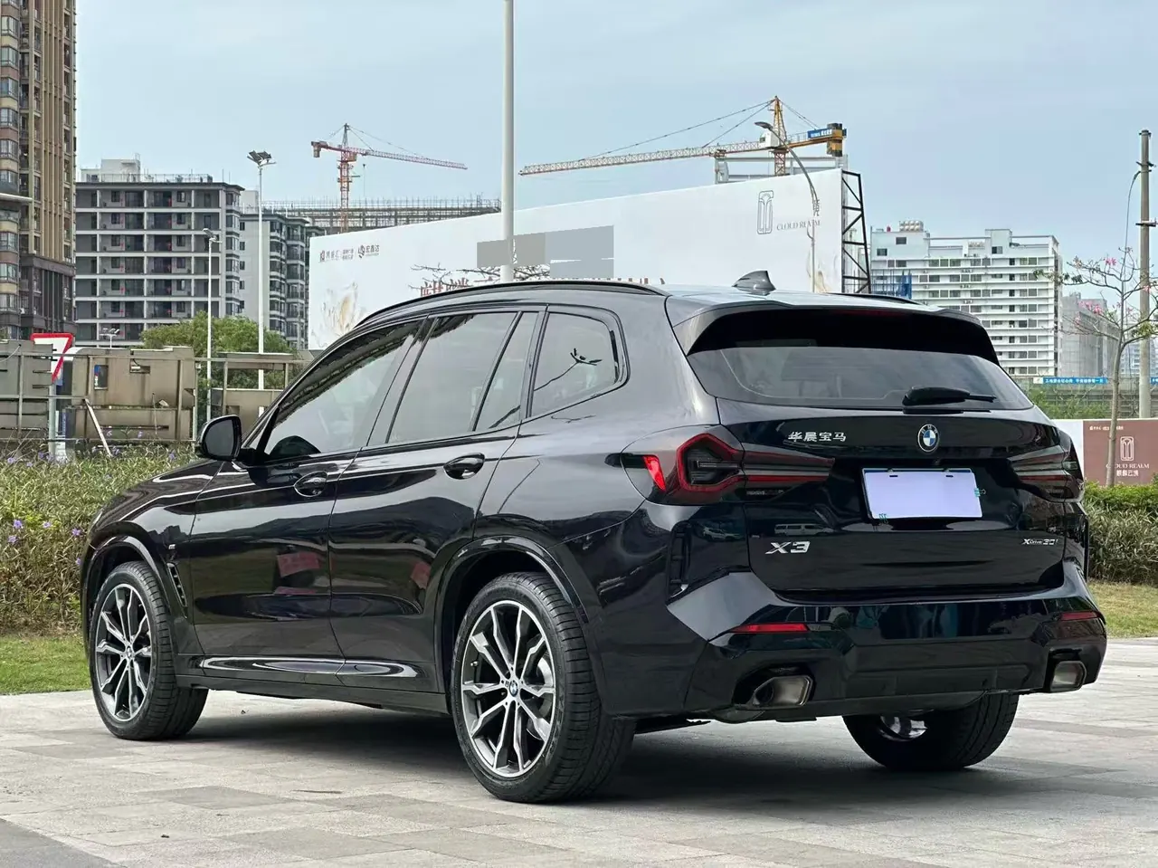 BMW 2022 X3 xDrive30i 2.0T Leading M Obsidian Night Suit Automatic Gear 5