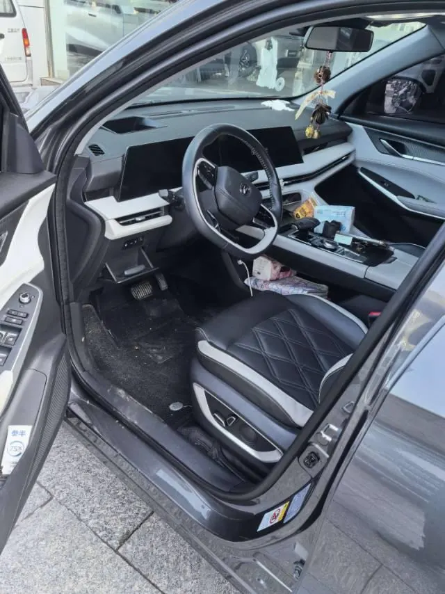 ChangAn 2023 CS75 PLUS 1.5T Pilot Automatic Gear 3