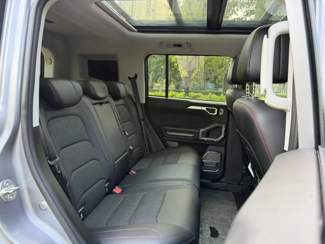Jetour 2025 Traveler 2.0TD 4WD Star Guard Automatic Transmission 21