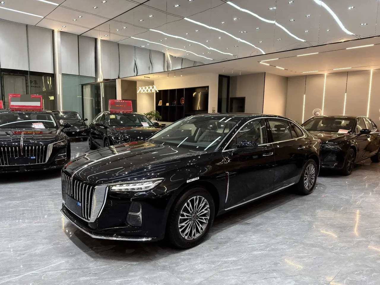 HongQi 2025 H5 1.5T Flag Rhyme 500000 Commemorative Automatic Gear - View 1