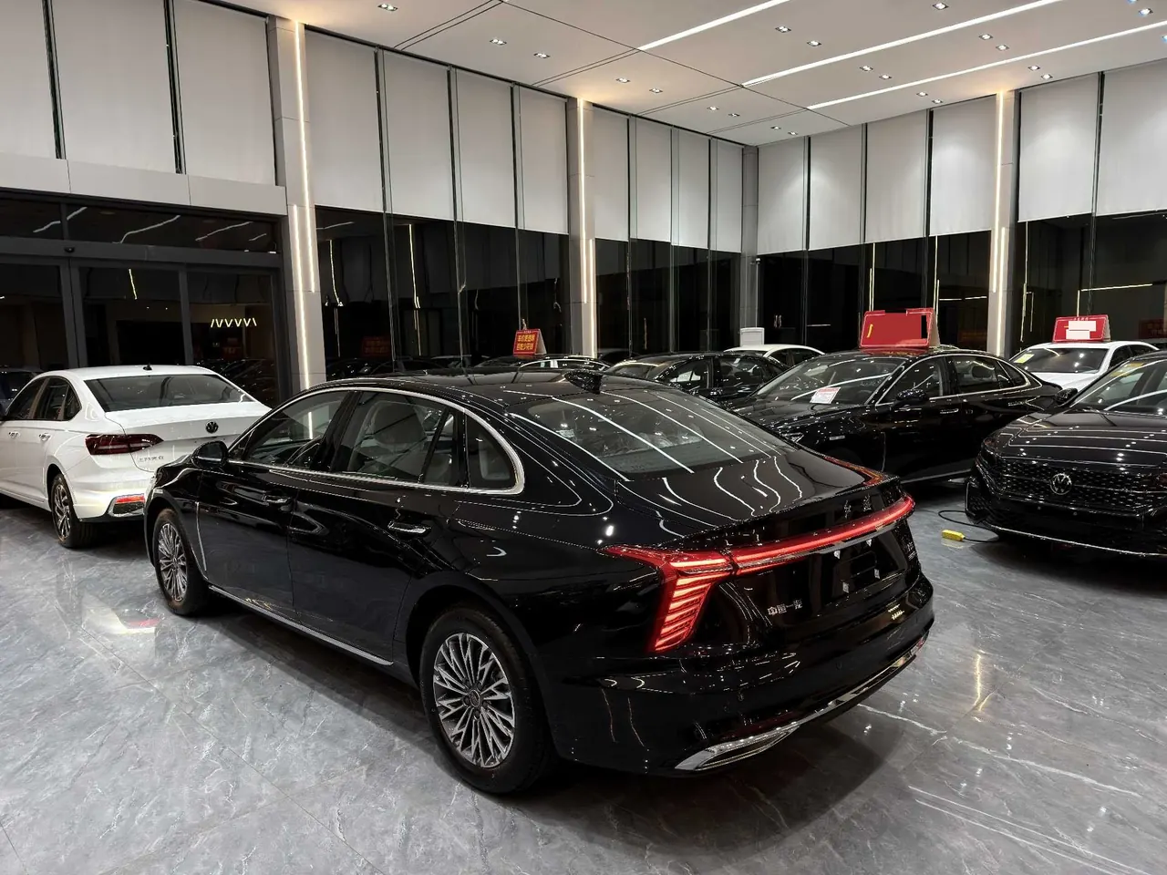 HongQi 2025 H5 1.5T Flag Rhyme 500000 Commemorative Automatic Gear 12