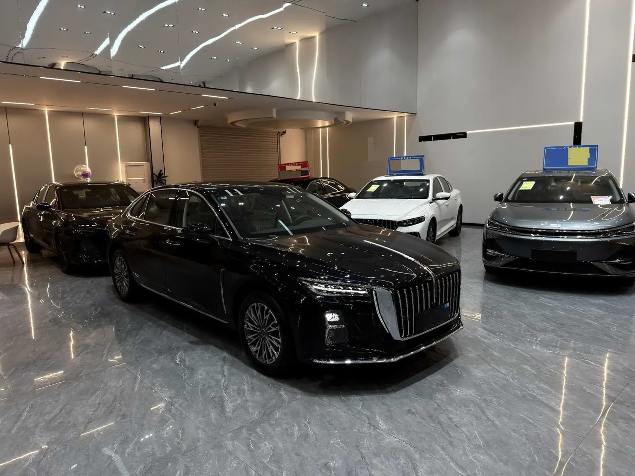 HongQi 2025 H5 1.5T Flag Rhyme 500000 Commemorative Automatic Gear 7