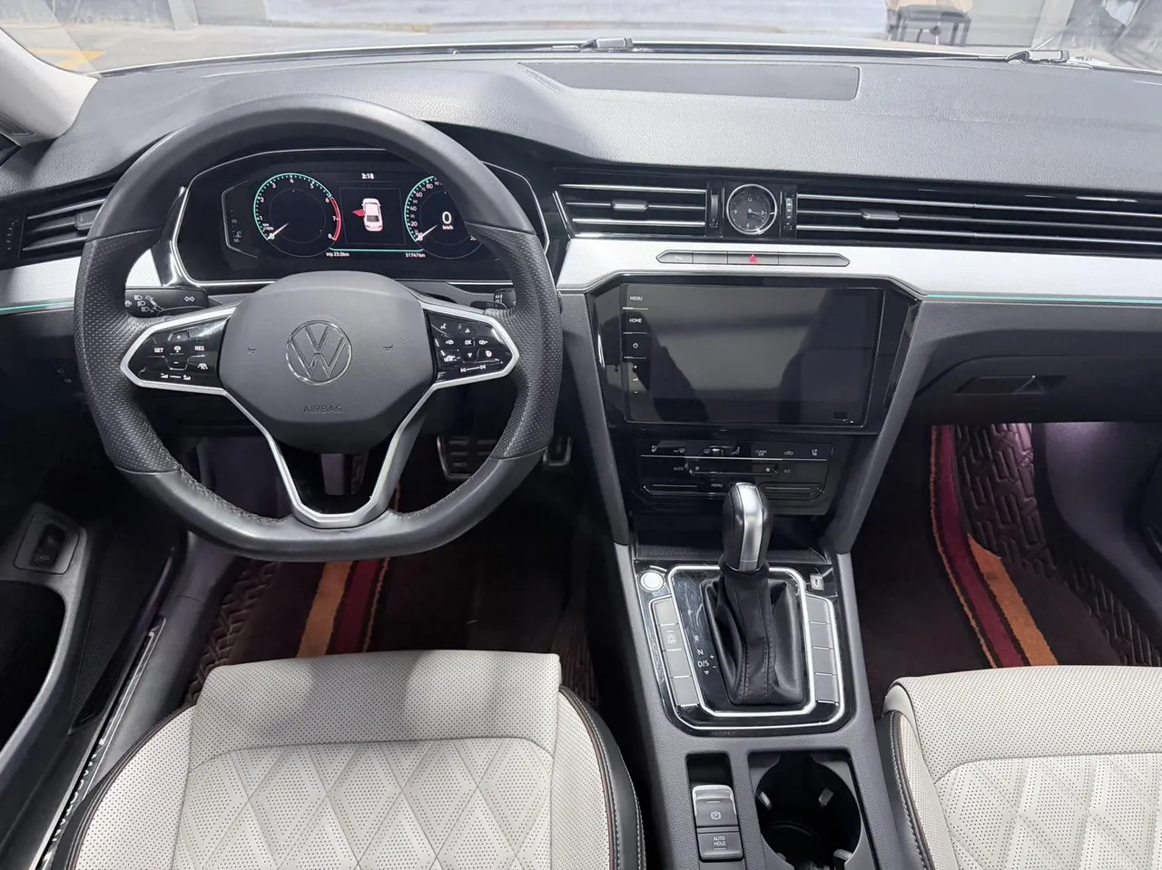 Volkswagen 2023 Magotan 2.0TSI 330TSI 2 million Commemorative Luxury Automatic Gear 7