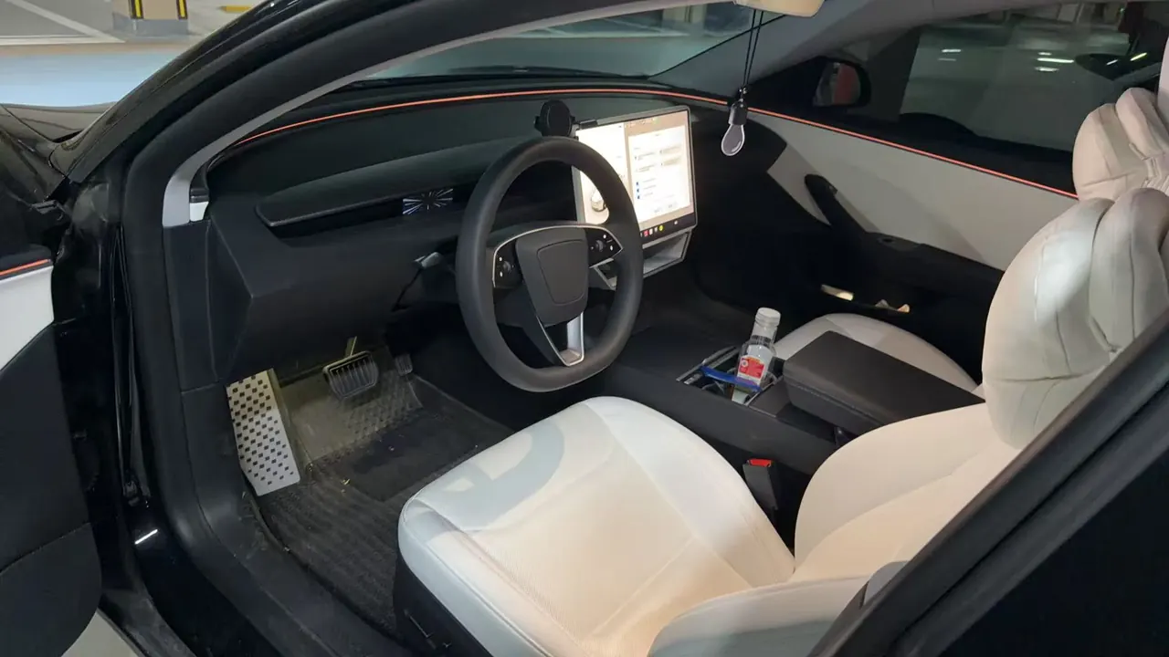 Tesla 2025 Model 3 Rear-Wheel-Drive Edition (facelift) Automatic Transmission 5