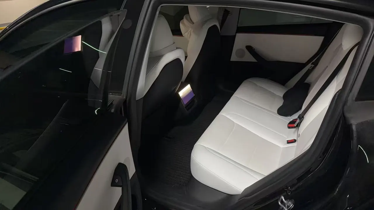 Tesla 2025 Model 3 Rear-Wheel-Drive Edition (facelift) Automatic Transmission 6