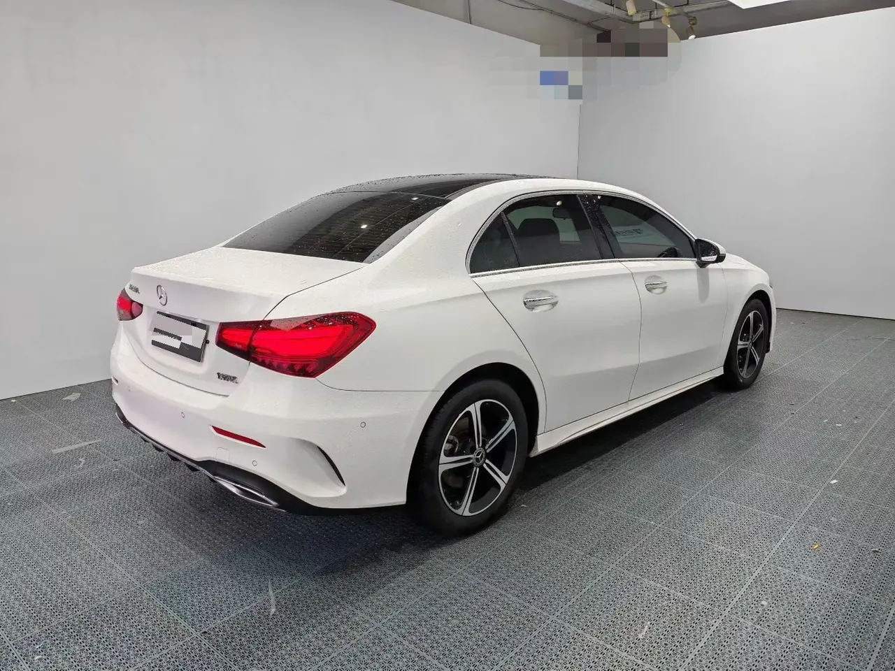 Mercedes Benz Class A 2025 A 200 L 1.3T Fashion Automatic Gear 5