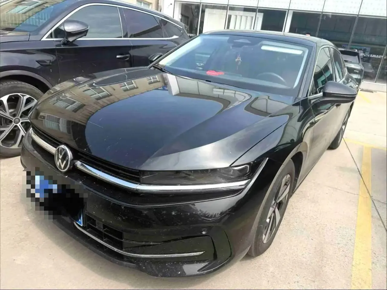 Volkswagen 2026 Magotan 1.5TSI 300TSI Premium Edition Eye Bag Automatic Block - View 1