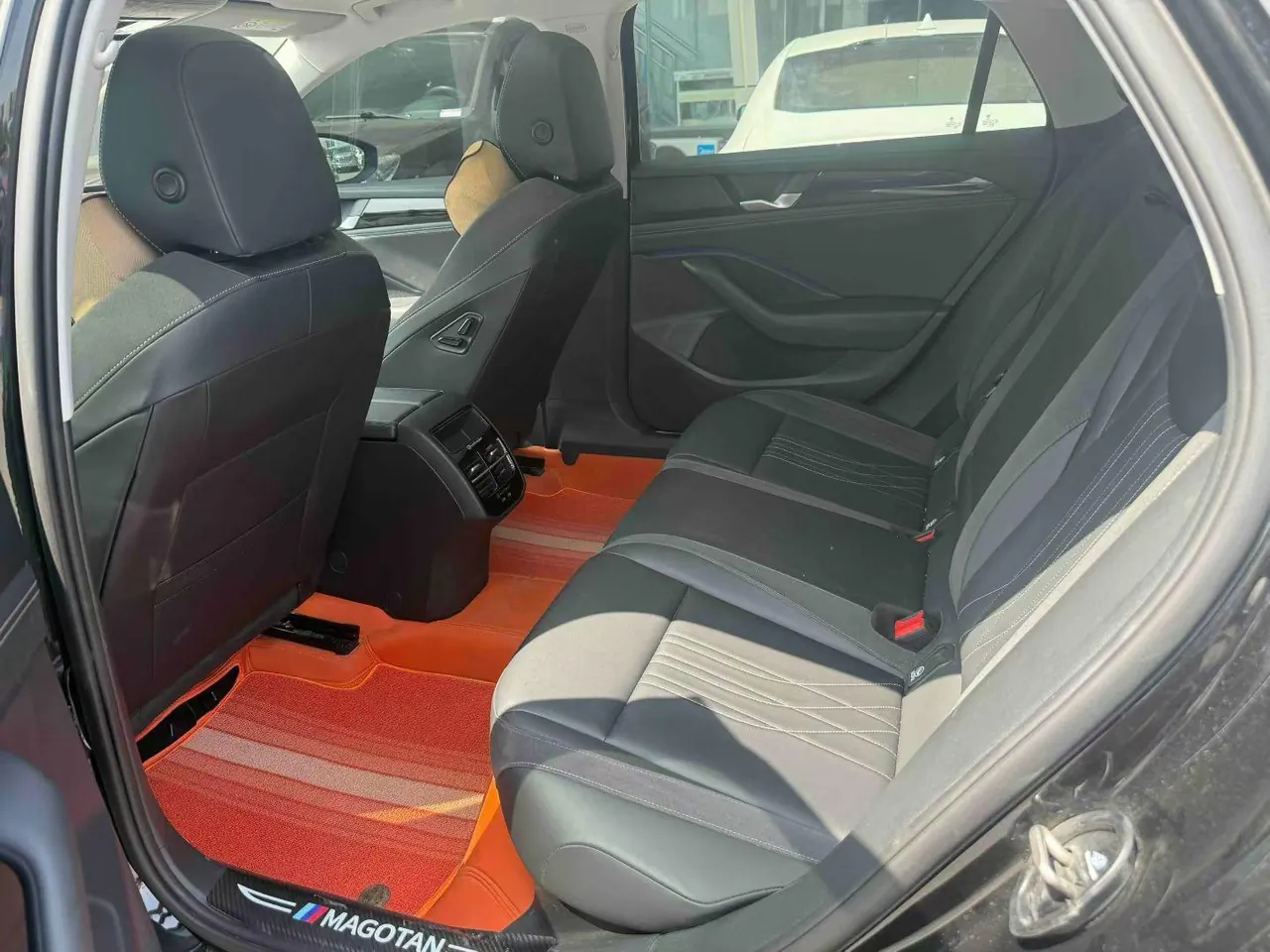 Volkswagen 2026 Magotan 1.5TSI 300TSI Premium Edition Eye Bag Automatic Block 5