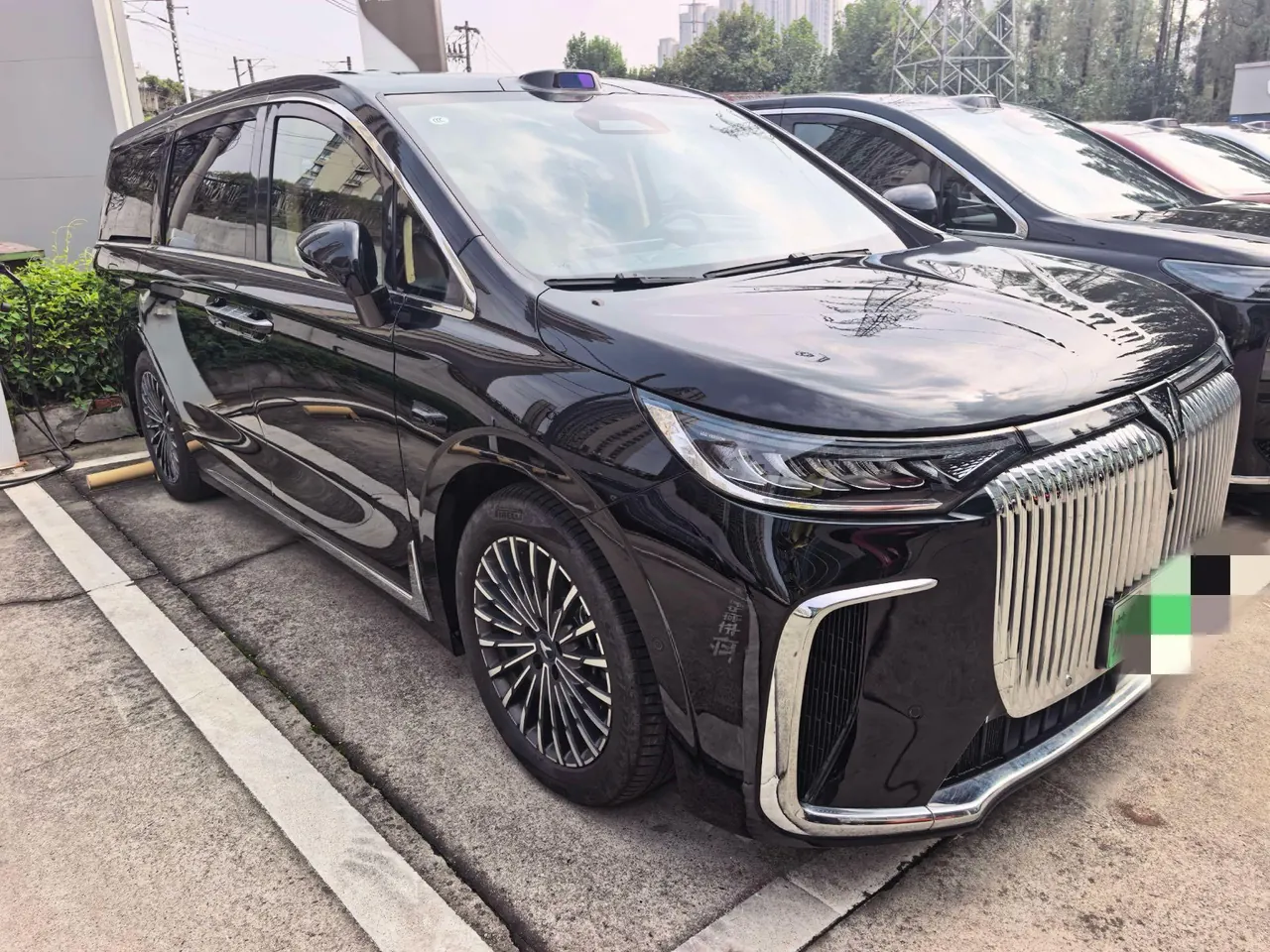 Voyah 2025 dreamers PHEV 1.5T four-wheel drive flagship dry Kun version automatic gear 2