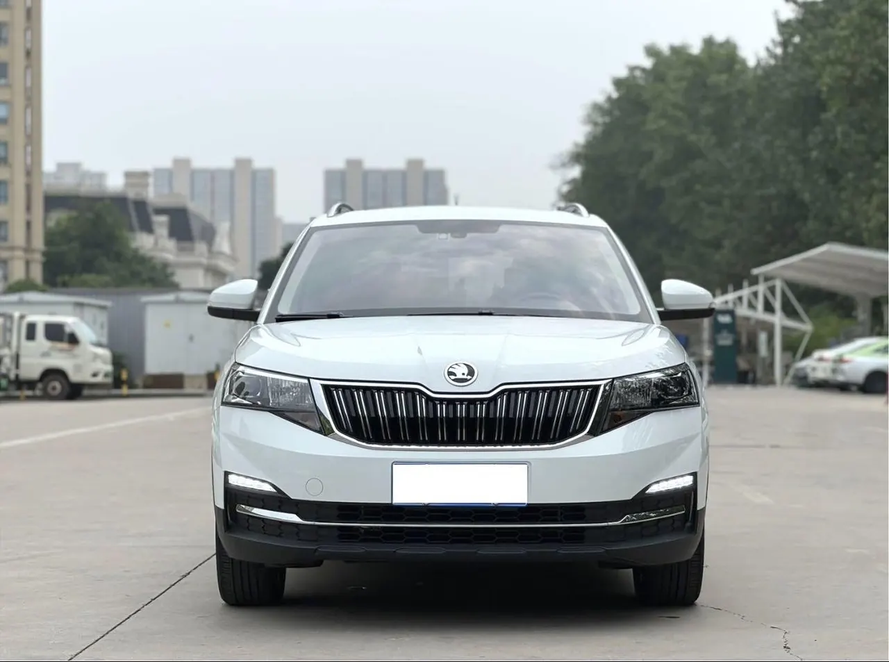 Skoda 2022 Komick 1.5 Comfortable Edition Automatic Gear 4