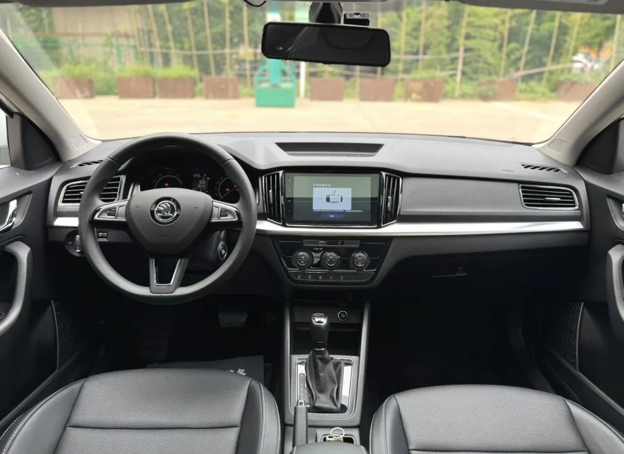 Skoda 2022 Komick 1.5 Comfortable Edition Automatic Gear 9