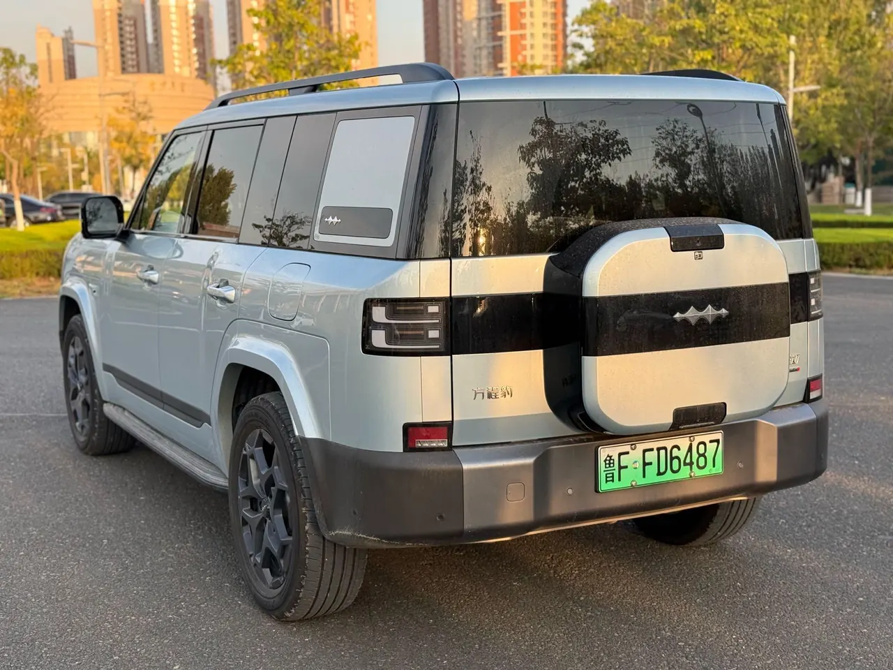 FangChengBao 2025 titanium 7 1.5T stepless 190KM four-wheel drive Ultra version of automatic gear 4